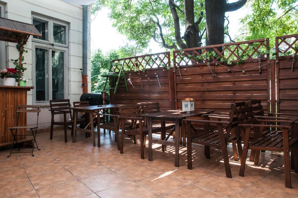 Antique Hostel Bukarest Rum bild